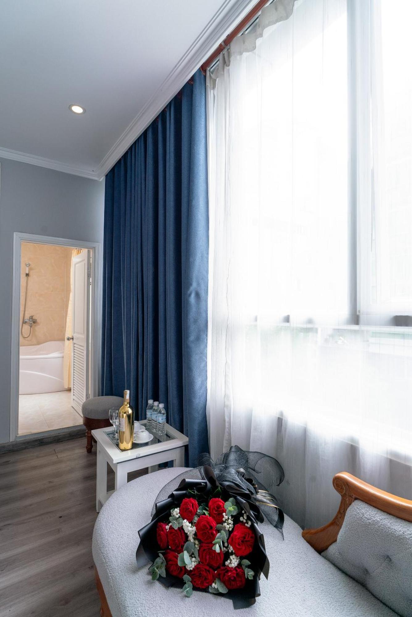Ruby Saigon Hotel - Ben Thanh Ho Chi Minh Zewnętrze zdjęcie