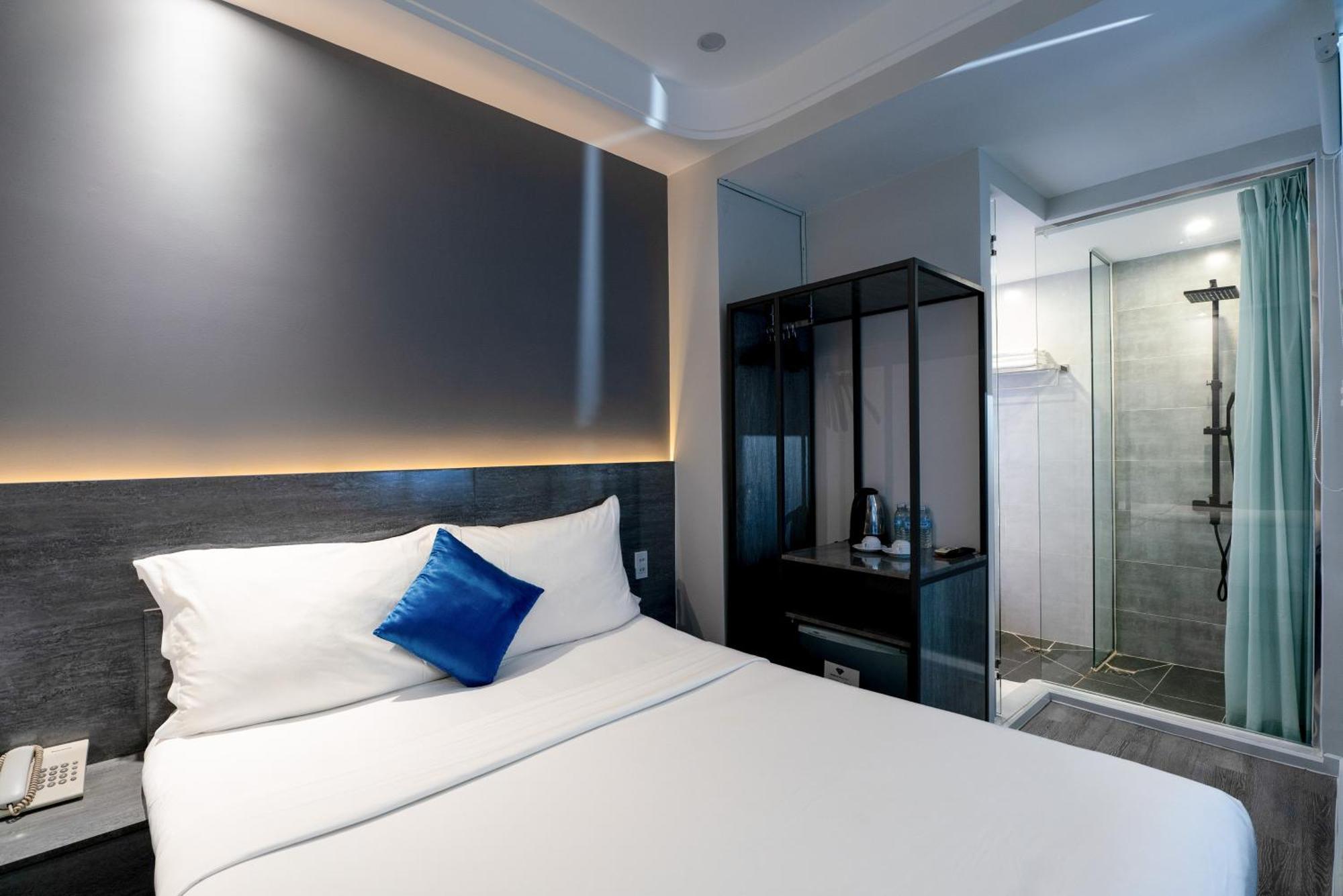 Ruby Saigon Hotel - Ben Thanh Ho Chi Minh Zewnętrze zdjęcie