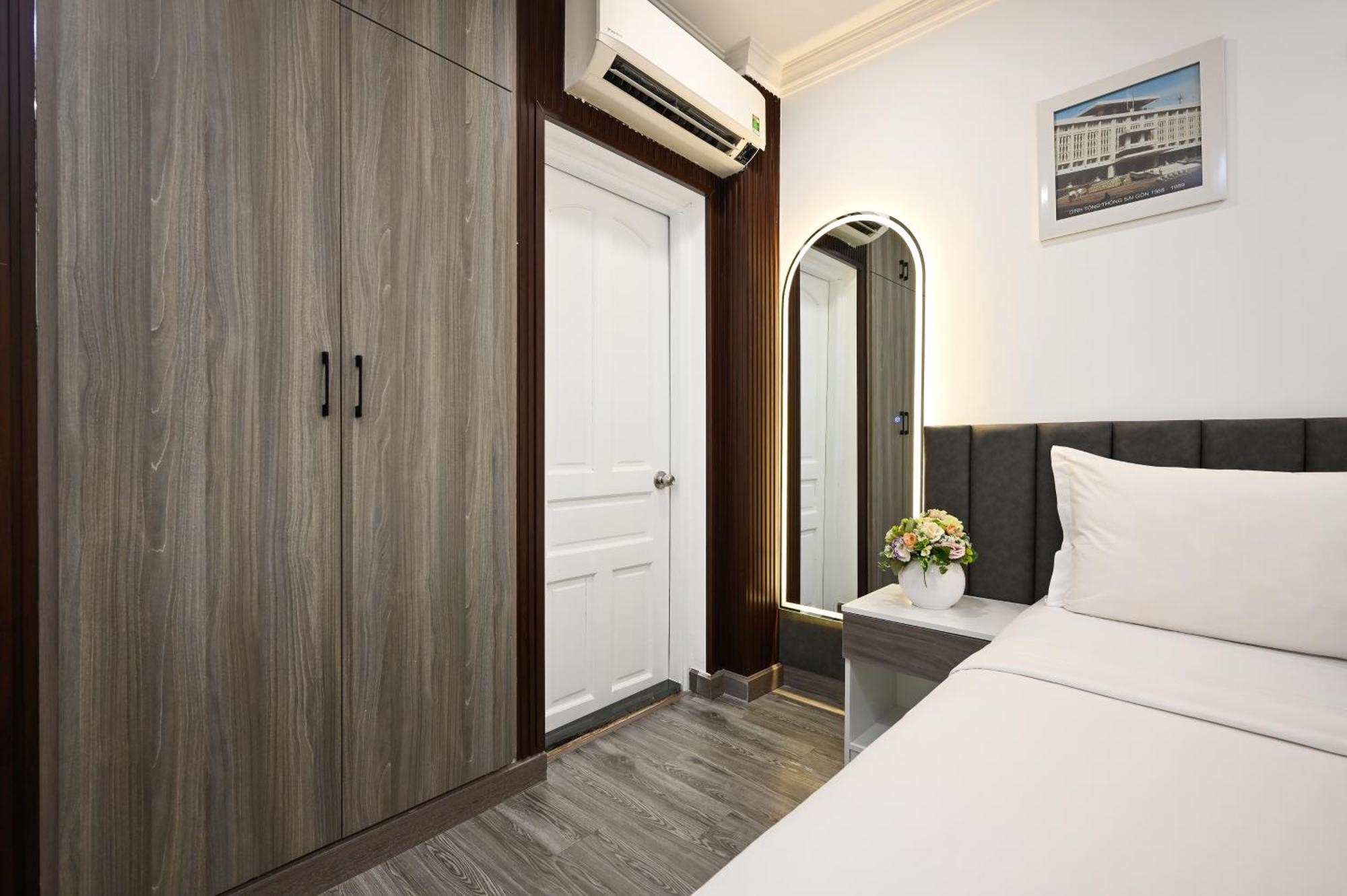 Ruby Saigon Hotel - Ben Thanh Ho Chi Minh Zewnętrze zdjęcie