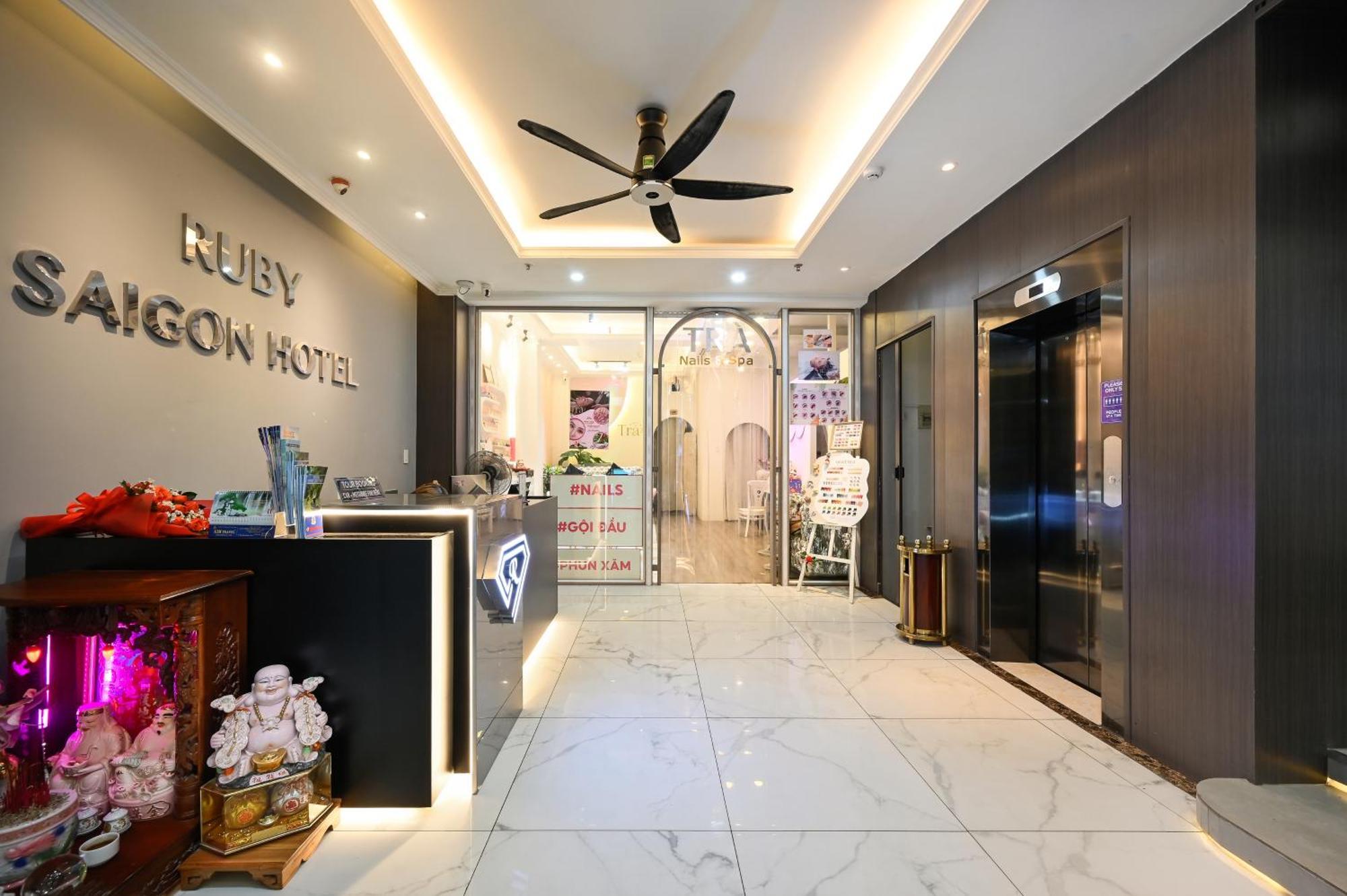 Ruby Saigon Hotel - Ben Thanh Ho Chi Minh Zewnętrze zdjęcie
