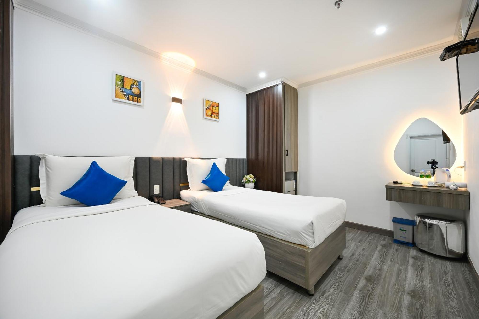 Ruby Saigon Hotel - Ben Thanh Ho Chi Minh Zewnętrze zdjęcie